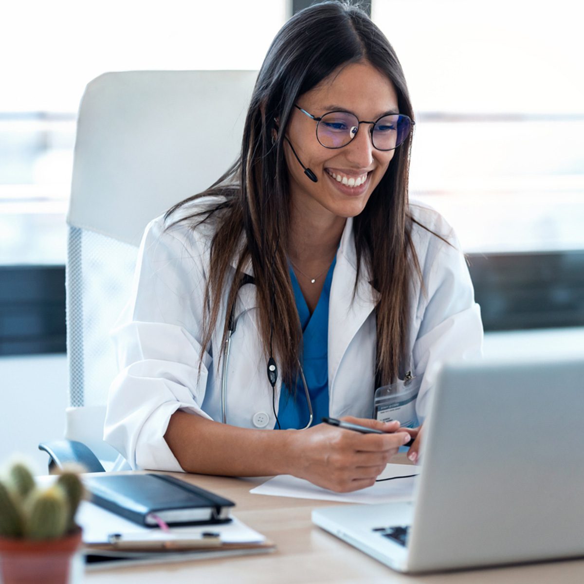 Medical support | Comprehensive and scalable | Healix